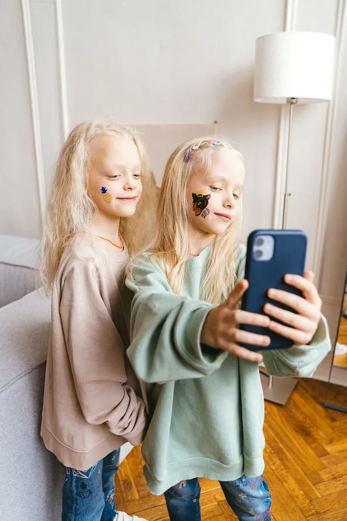 “Middle Class Is Over”: 45 People Share Things Young Gen Zers Aren’t Ready To Hear