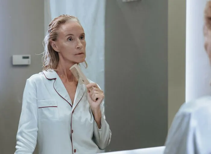 30 Body Changes Showing That Someone Is Gradually (Or Swiftly) Getting Old