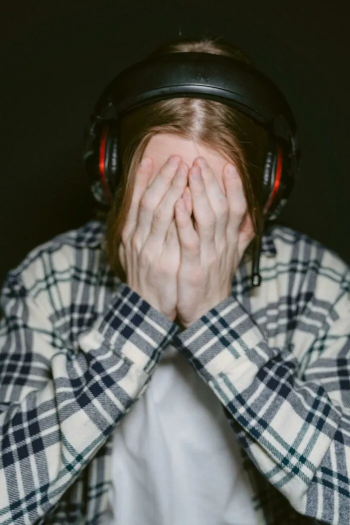 “Middle Class Is Over”: 45 People Share Things Young Gen Zers Aren’t Ready To Hear