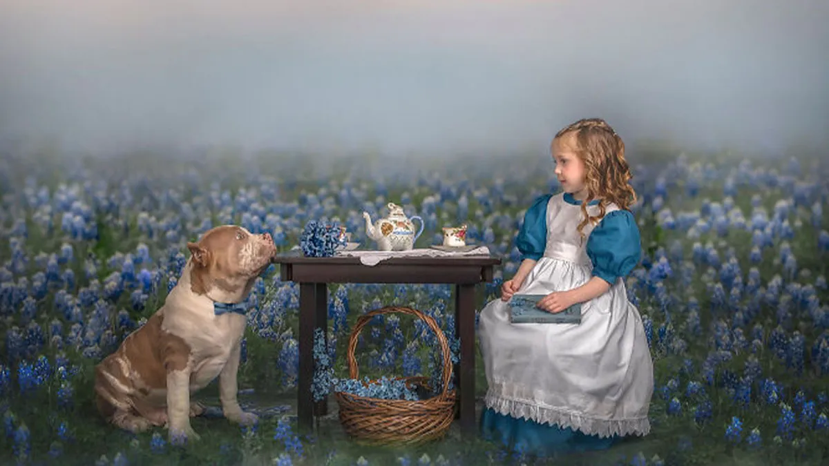 I Photographed 15 Tender Moments Between Children And Their Animal Friends
