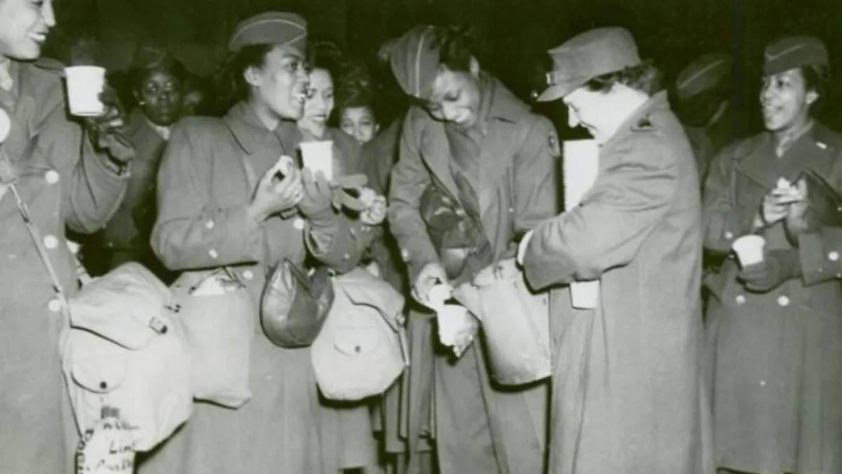 34 Moving Photos Of African American Troops Post WWII, Honoring Their Courage
