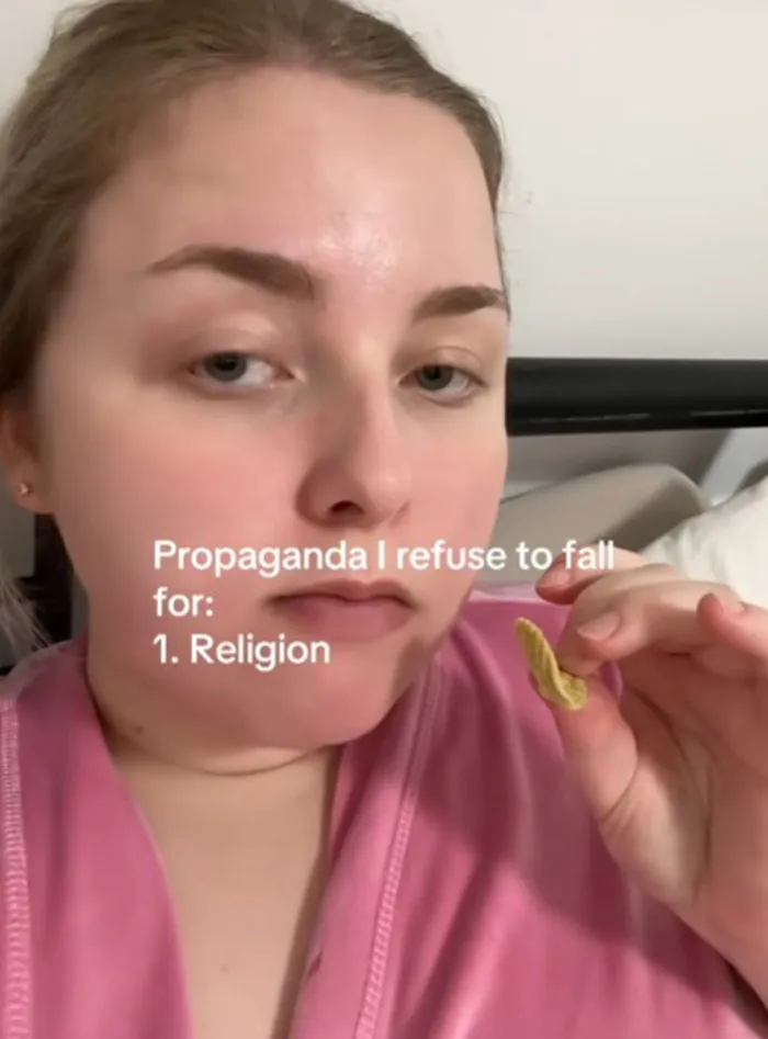 40 People Call Out ‘Propaganda’ They Are Finally Refusing To Fall For