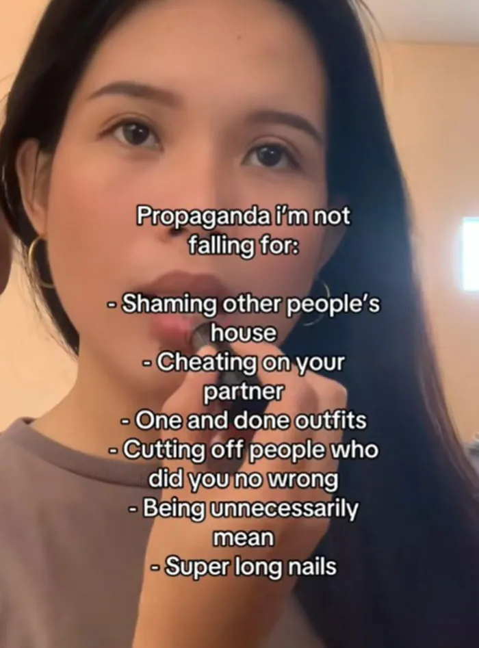 40 People Call Out ‘Propaganda’ They Are Finally Refusing To Fall For