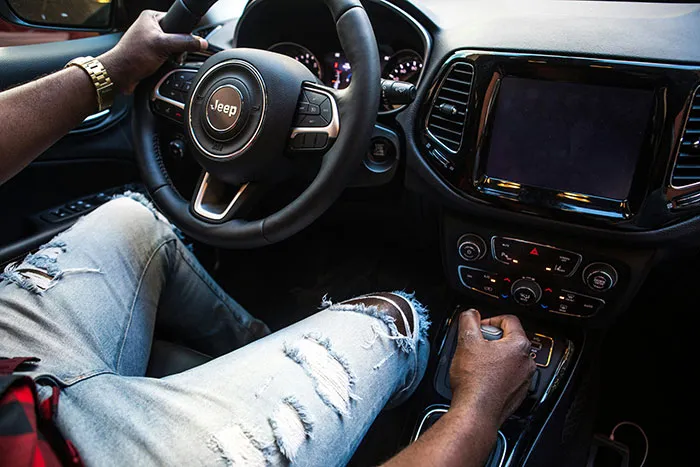 “Moved Across The Country For A Guy”: 50 Times People Gambled Big And Won Very Little