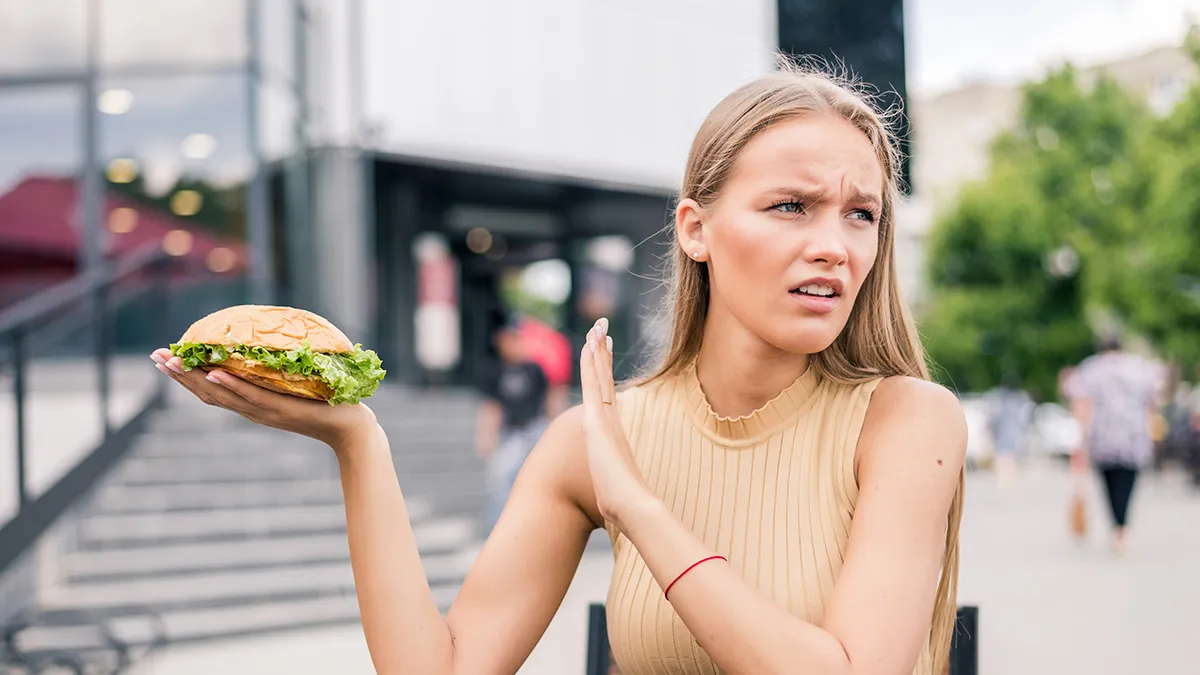 Woman Refuses To Host Sister-In-Law Who Demanded A Vegan, Peanut-Free Home