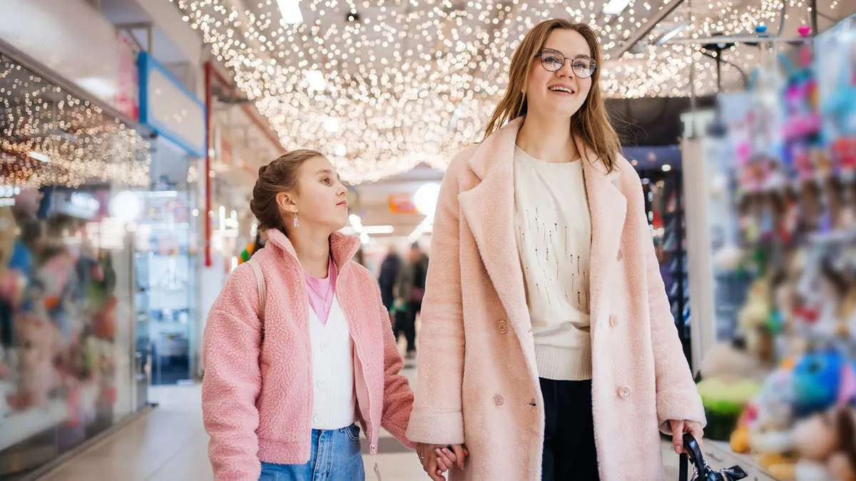 Child Gets Completely Excluded From Family Trips After Her Excessive Food Demands Frustrate Aunt