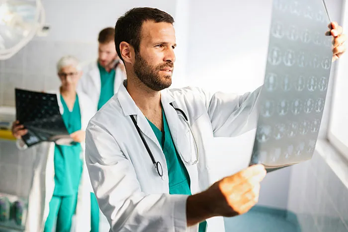 "Don't Ignore These": 45 Symptoms People Swear Are More Serious Than They Seem
