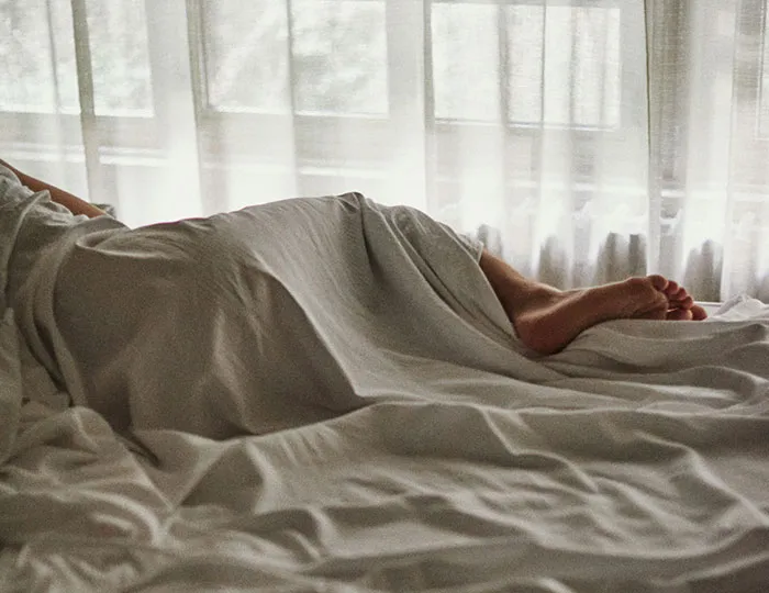40 Infidelity Signs That People Missed: “Maybe I'm Just Being Paranoid”