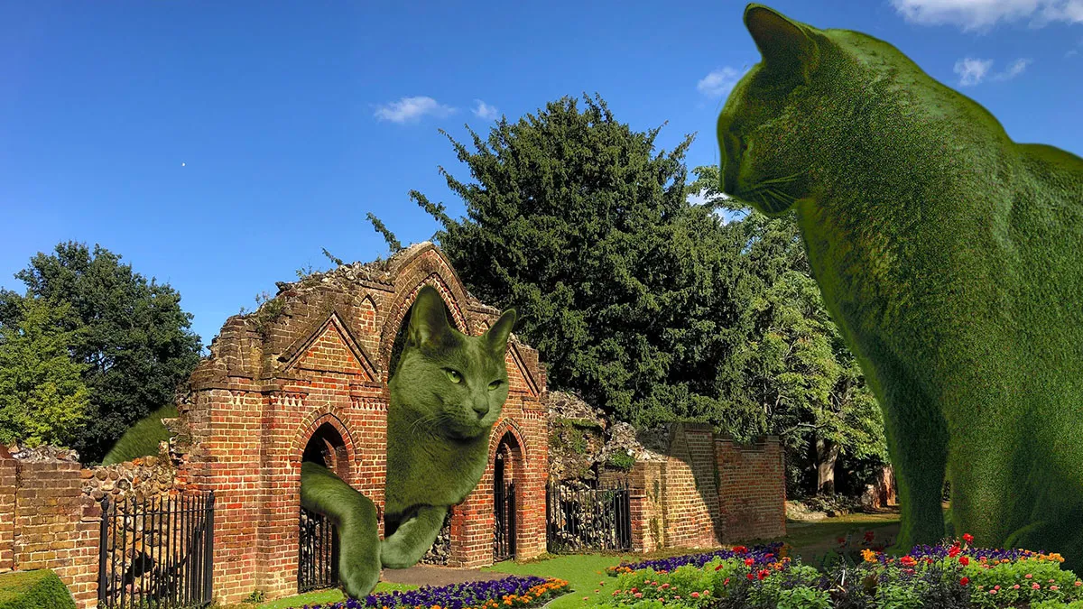 "The Topiary Cat": Richard Saunders’ Stunning Tribute To His Late Pet (29 New Pics)