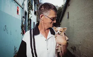 48 Candid Street Photos By Alex McClintock That Tell Stories Without Words