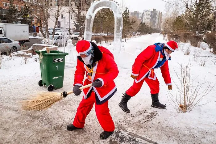50 Times This Street Photographer Caught The World Off Guard