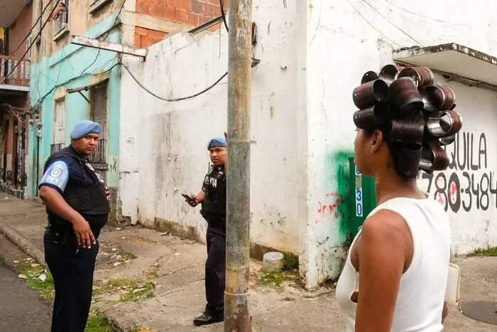 50 Times This Street Photographer Caught The World Off Guard