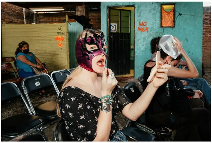 Photographer Takes Powerful Photos That Show The Beauty Of Daily Life Around The World (26 Pics)