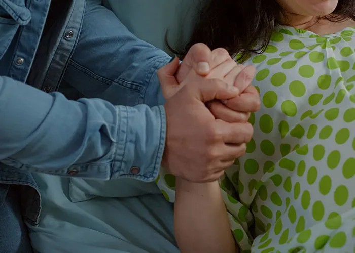 "Shut The Hell Up": 35 Dads Share Birthing Room Experiences And Give Advice To New Parents