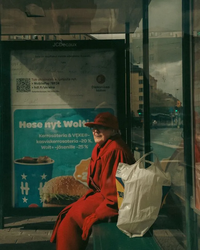 Perfect Symmetry, Deep Shadows, And Stillness: 30 Street Photographs By Tommi Viitala