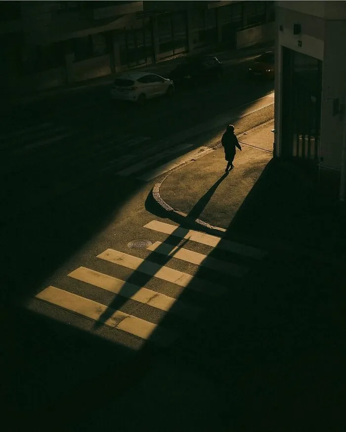 Perfect Symmetry, Deep Shadows, And Stillness: 30 Street Photographs By Tommi Viitala