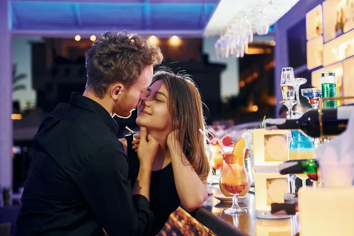 People Who Had To Use Bar’s Safe Word Or Secret Drink Explain Why And What Happened (28 Examples)