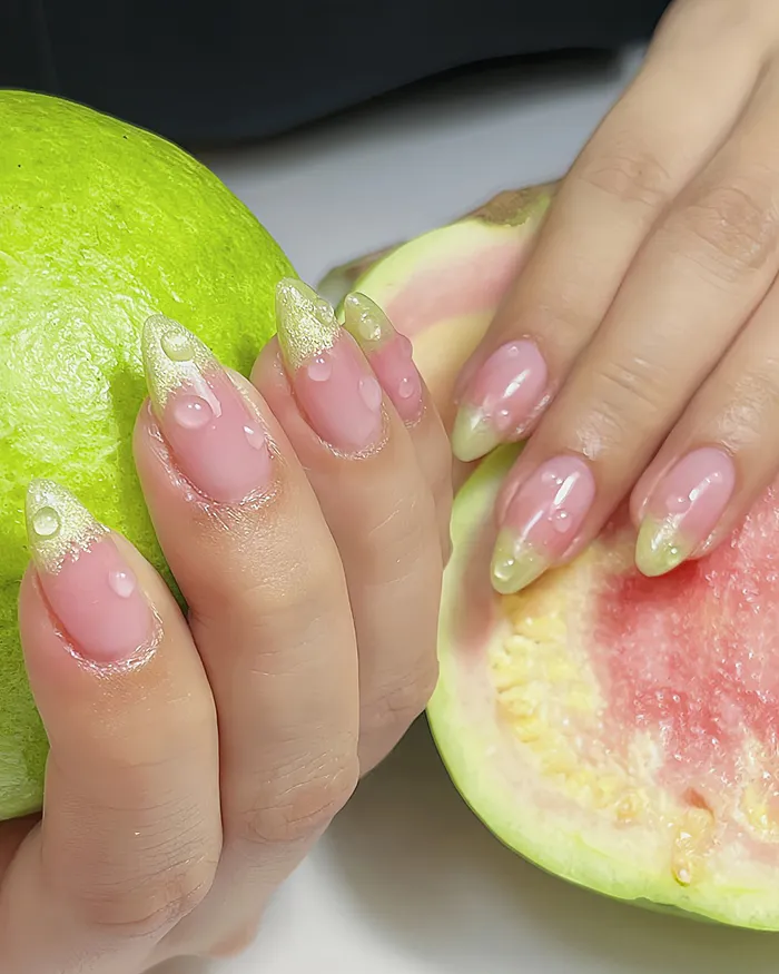 “Guava Girl” Aesthetic