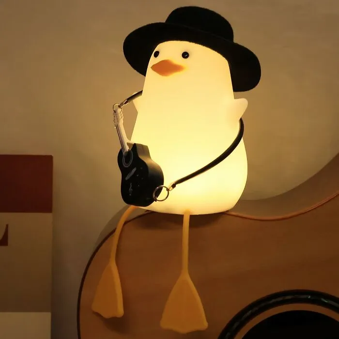 Your Fear Of The Dark Is About To Be Gently Serenaded Into Oblivion By The Cutest, Guitar-Playing, Cowboy-Hat-Wearing <a Style="Display:inline;" Href="Https://Www.amazon.com/Anywin-Gentleman-Dimming-Creative-Birthday/Dp/B0c26qswdj?crid=coahowh60ys4&dib=eyj2ijoimsj9.z_tlqtnghxkuj4d__gpdxotfoy3urlaspzeemtgcuw36qhqxxh9gr0n1nwflw6m463_q6ppfsn3ymhp3qe1oblkvk8pzfxhovqemg_pzrmkm6cdvudi_nqg4on4lmiepverurgvyonnjm2ynn0vybw9iazjeeicvoombueyzf_qbgdrc4pmmplby0lpr-Wyg_up_oogytx-Gx2lxpujg3l-F7u2wf4duvn6adw57hz6on_m5xknl0pcis30tmrin9xguiyzcfashhyc8mnk1kcgi7miwk-Oyfrhnrefmlmy.tjntxgidzfu_fp-Kvrps25m9nw3apibz2x4bfpt5wzu&dib_tag=se&keywords=cute%2bfinds&qid=1749555395&sprefix=cute%2bfinds%2caps%2c408&sr=8-59-Spons&xpid=yr6j-AI-Qw_ie&sp_csd=d2lkz2v0tmftzt1zcf9tdgy&th=1&linkcode=ll1&tag=bpsquirrel-20&linkid=a0653b98763606a6186267f7ed7b0cb9&language=en_us&ref_=as_li_ss_tl" Target="_blank"><span Style="Font: Inherit; Color: #d74b1f;"> Ducky Night Light</Span> This Side Of The Pond