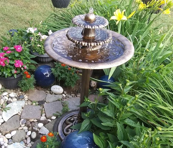 A <a Style="Display:inline;" Href="Https://Www.amazon.com/Alpine-Corporation-3-Tiered-Pedestal-Fountain/Dp/B00w5tiz0g?ie=utf8&linkcode=ll1&tag=bpbison-20&linkid=4250efe399db7e9c0f0c83696540ae35&language=en_us&ref_=as_li_ss_tl" Target="_blank">    <span Style="Font: Inherit; Color: #d74b1f;"> 3-Tier Fountain And Birdbath </Span> Is How You Tell The Neighborhood Birds That Your Yard Is Now An Exclusive, All-Inclusive Resort