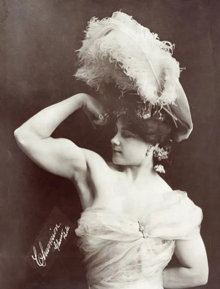 Victorian Strongwomen Laverie Vallee Also Known As Charmion
