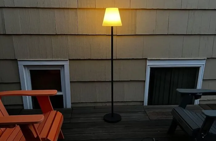 Prepare For Your Indoor Couch To Throw Some Serious Shade (Of Envy) Once Your Backyard Gets Its Own Stylish <a Style="Display:inline;" Href="Https://Www.amazon.com/Gewiny-Waterproof-Rechargeable-Cordless-Dimmable/Dp/B0bwy31y4s?ie=utf8&linkcode=ll1&tag=bpsheep-20&linkid=206e4853b046a7b6d82bfa0701c97196&language=en_us&ref_=as_li_ss_tl" Target="_blank"><span Style="Font: Inherit; Color: #d74b1f;"> Outdoor Floor Lamp</Span> Making It The New Fave Hangout Spot