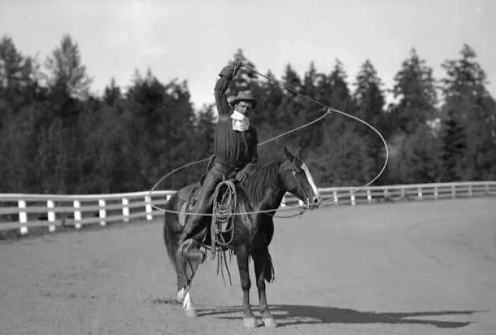 Cowboy Doing Rope Tricks, 1909