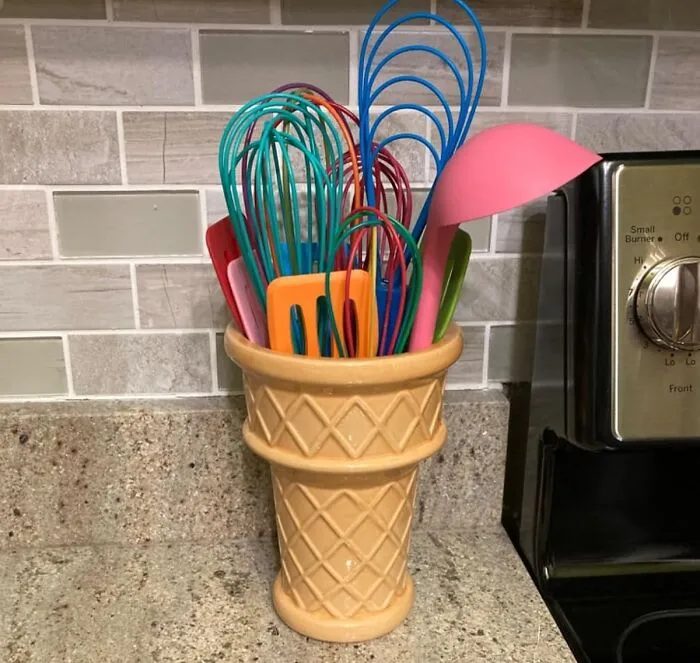 Get Ready For A Serious Dose Of 'Aww' Because Your Prettiest Posies Now Have The Most Delightful Home In This <a Style="Display:inline;" Href="Https://Www.amazon.com/Nebula-Colors-Planter-Ceramic-Outdoor/Dp/B0dc2f82hm?ie=utf8&th=1&linkcode=ll1&tag=bpsquirrel-20&linkid=87f693720df26b0426444a5d0ce8afbc&language=en_us&ref_=as_li_ss_tl" Target="_blank"><span Style="Font: Inherit; Color: #d74b1f;"> Ice Cream Cone Vase</Span>