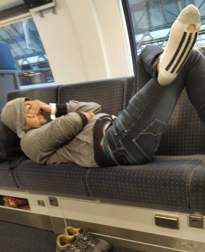 Full Train And People Asking Him To Move But He Was Too "Tired" To Give Them The Seats