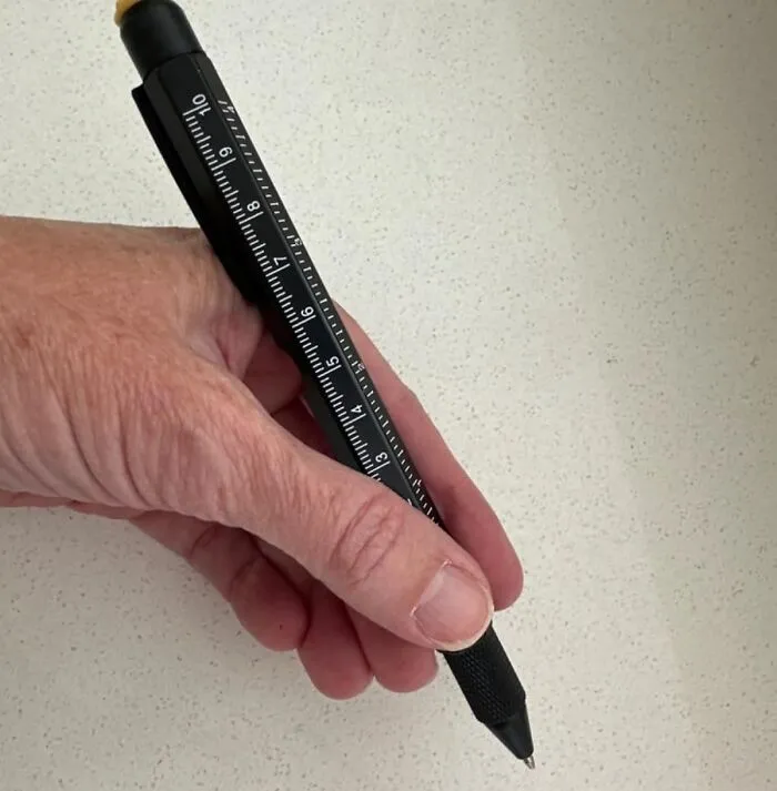For The Person Who Wants To Be Prepared For Literally Anything, From Jotting Down A Genius Idea To Emergency Bottle Opening Or Minor Screw Tightening, This <a Style="Display:inline;" Href="Https://Www.amazon.com/Valentines-Multitool-Screwdriver-Flathead-Everything/Dp/B0d9ns2h22?ie=utf8&th=1&linkcode=ll1&tag=bptapir-20&linkid=bce4d2167bad9e3e1a0695ca00a4d874&language=en_us&ref_=as_li_ss_tl" Target="_blank"><span Style="Font: Inherit; Color: #d74b1f;"> 11-In-1 Multitool Pen</Span> Is Basically A Tiny, Pocket-Sized Macgyver
