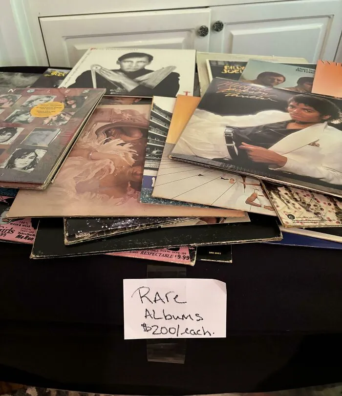 Discos raros a 200$ cada uno