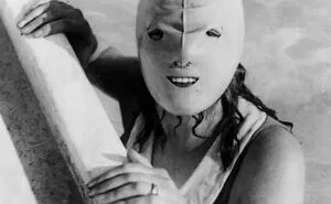 50 Terrifying Historical Photos That Are As Fascinating As They Are Scary