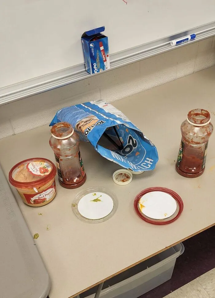 La Organización de padres y docentes nos proporcionó un bar de nachos a los profesores el Cinco de Mayo, durante la Semana de Agradecimiento a los Profesores.