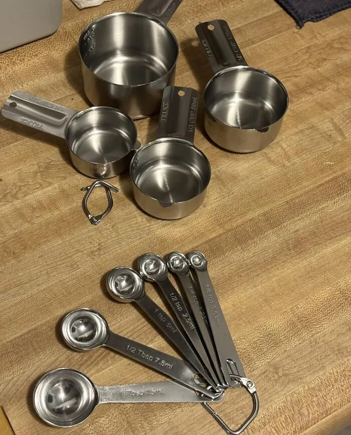 Those Flimsy Plastic Measuring Cups You've Had Since College Are Ready For Retirement, So Let These <a Style="Display:inline;" Href="Https://Www.amazon.com/Stainless-Measuring-10-Piece-Kitchen-Gadgets/Dp/B091jxdldx?ie=utf8&th=1&linkcode=ll1&tag=bpmonkey-20&linkid=18cbf60f125fb7f6523c3c047bcc8afb&language=en_us&ref_=as_li_ss_tl" Target="_blank">    <span Style="Font: Inherit; Color: #d74b1f;"> Stainless Steel Measuring Cups </Span> Take Over The Shift