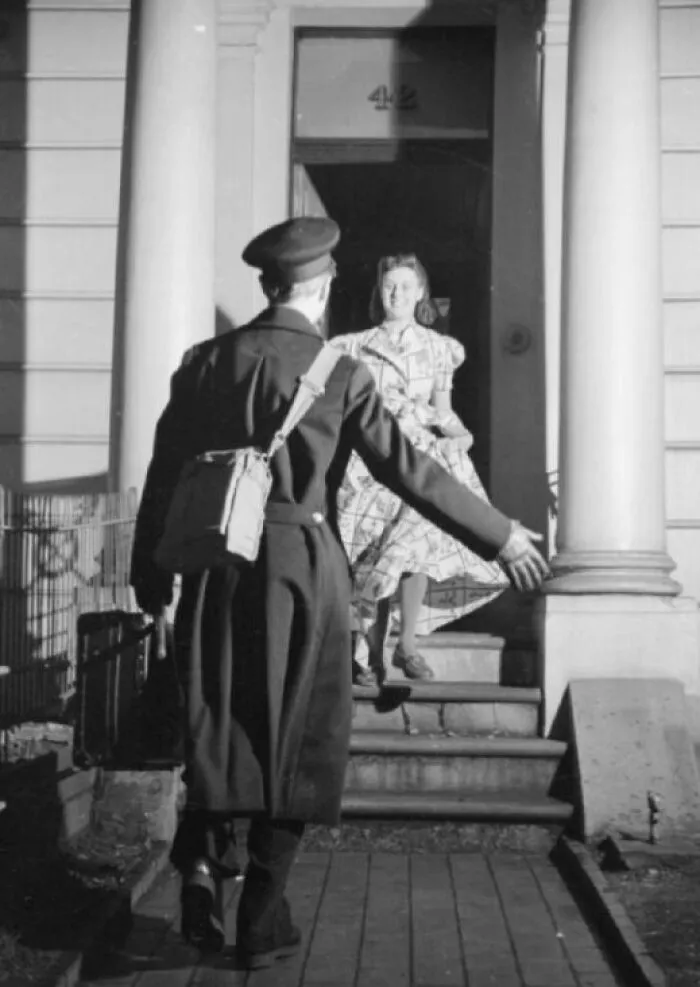 A Day In The Life Of A Wartime Housewife- Everyday Life In London, England, 1941