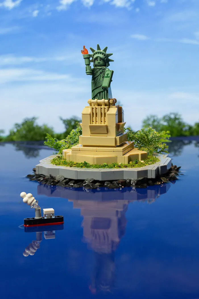 Photographer Brings LEGO To Life With These 20 Cinematic Scenes