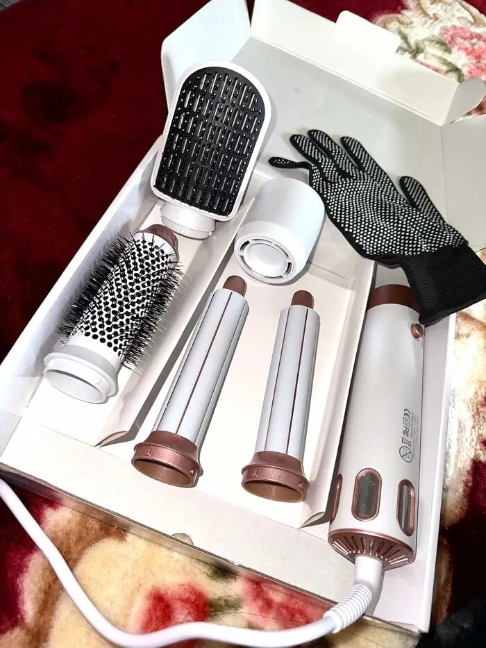 Instead Of A Bathroom Counter That Looks Like A Tangled Graveyard Of Various Hair Styling Tools, This <a Style="Display:inline;" Href="Https://Www.amazon.com/Mieara-Hot-Air-Curlers-Straightening-Volumizing/Dp/B0dfwtx5g5?ie=utf8&linkcode=ll1&tag=bptapir-20&linkid=af86d1535540bbca431dd34456cd137b&language=en_us&ref_=as_li_ss_tl" Target="_blank"><span Style="Font: Inherit; Color: #d74b1f;"> 5 In 1 Hair Air Styler Tool</Span> Is The One Gadget Aiming To Give You All The Good Hair Days With Minimal Clutter