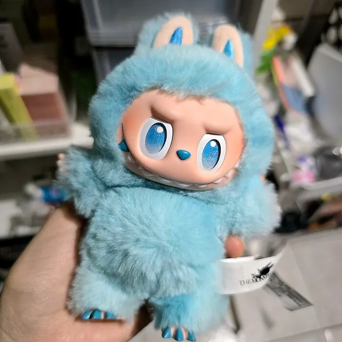 That Empty Spot On Their Desk Is Practically Begging For A Cool, Slightly Mischievous Toy Like A <a Style="Display:inline;" Href="Https://Www.amazon.com/Pop-Mart-Big-Into-Energy/Dp/B0dt44tsm2?ie=utf8&th=1&linkcode=ll1&tag=bpcrocodile-20&linkid=3d711d6226ca921ce5c981b43ed40ded&language=en_us&ref_=as_li_ss_tl" Target="_blank"> <span Style="Font: Inherit; Color: #d74b1f;"> Labubu </Span> To Live There