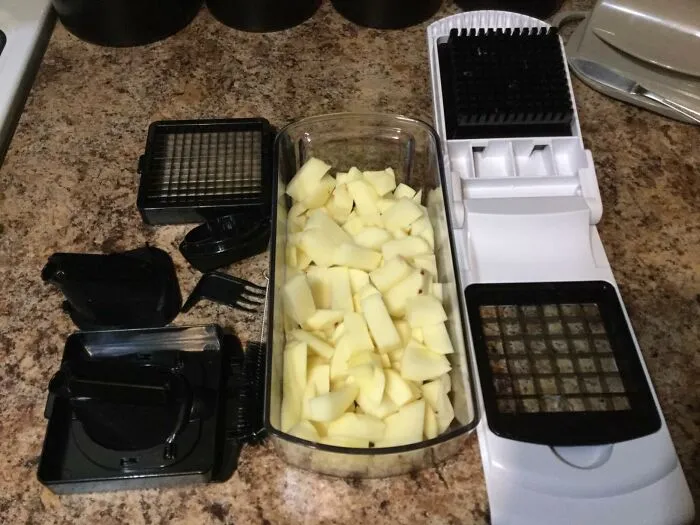 Look, Nobody Expects You To Become A Gourmet Chef Overnight, But This <a Style="Display:inline;" Href="Https://Www.amazon.com/Vegetable-Chopper-Spiralizer-Slicer-Choppers/Dp/B0764hs4sl?ie=utf8&th=1&linkcode=ll1&tag=bpsparrow-20&linkid=e00e978d6169e7a2399d1f2f834d5fd5&language=en_us&ref_=as_li_ss_tl" Target="_blank"><span Style="Font: Inherit; Color: #d74b1f;"> Vegetable Chopper</Span> Will At Least Make It Look Like You Know What You're Doing With Those Veggies