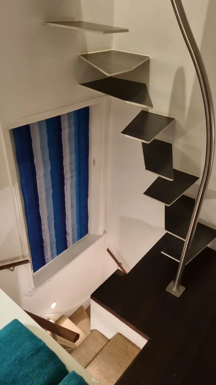 Stayed In London Last Fall. Bathroom Was Upstairs