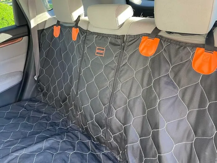 Because Trying To Nail That Winged Eyeliner In The Car With Just The Dome Light Feels Like An Extreme Sport, A <a Style="Display:inline;" Href="Https://Www.amazon.com/Urpower-Waterproof-Protector-Elastic-Non-Slip/Dp/B01ly3a2hf?ie=utf8&th=1&linkcode=ll1&tag=bpbutterfly-20&linkid=eb09f1ecb0e98ab94b0f1cbcf60835c9&language=en_us&ref_=as_li_ss_tl" Target="_blank"><span Style="Font: Inherit; Color: #d74b1f;"> Light Up Vanity Mirror </Span> Is Basically Your Personal Glam Station On Wheels