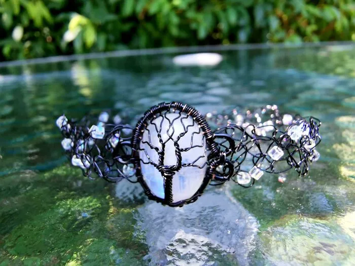 I Crochet With Wire Instead Of Yarn, And Here Are My 12 Best Works