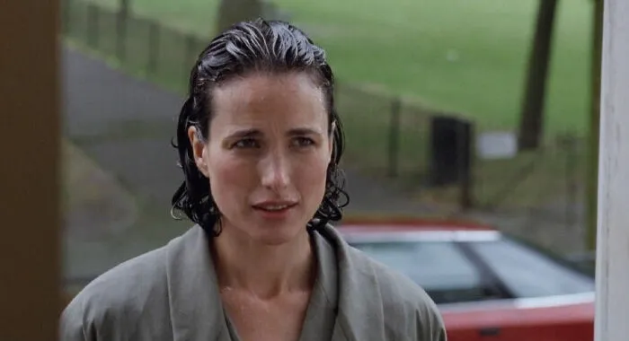 30 People Call Out Popular Romantic Movies That Are Actually Super Toxic