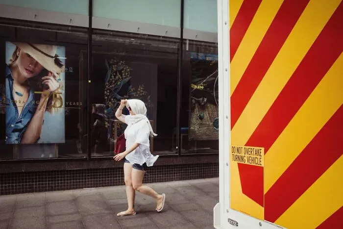48 Candid Street Photos By Alex McClintock That Tell Stories Without Words