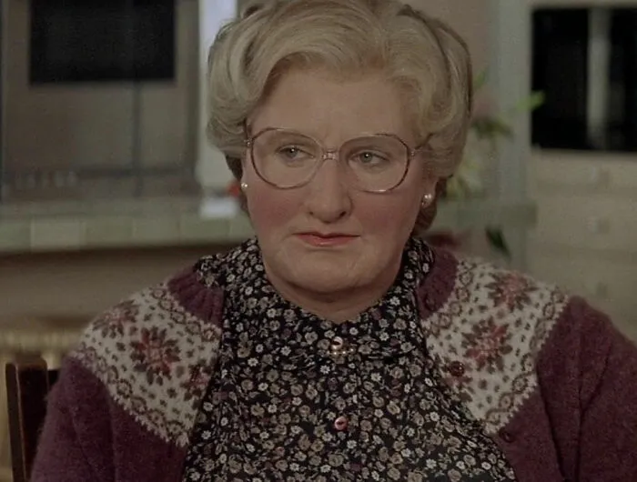 30 People Call Out Popular Romantic Movies That Are Actually Super Toxic