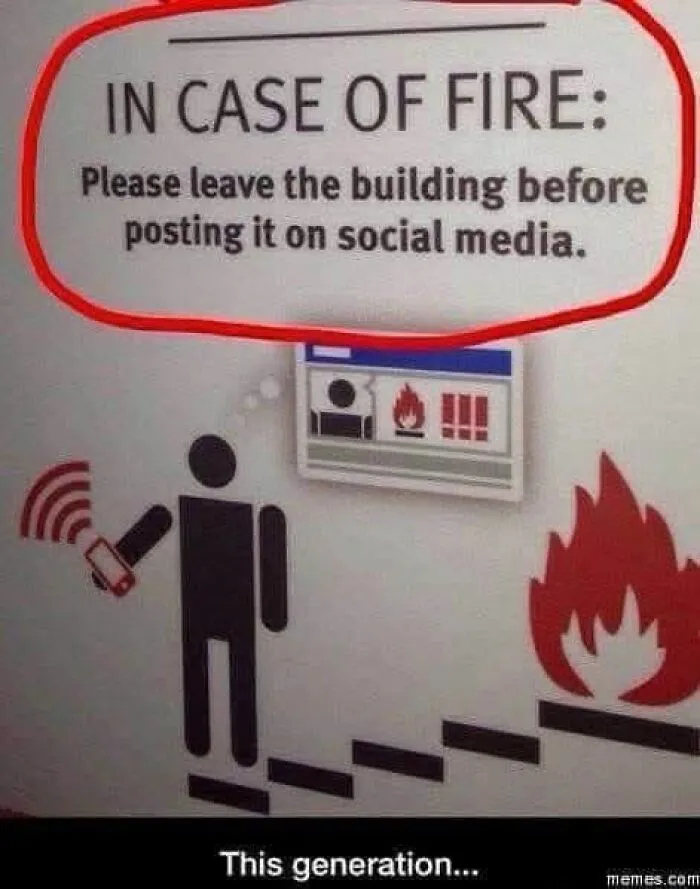 50 Of The Funniest Signs Ever Spotted In The Wild (New Pics)