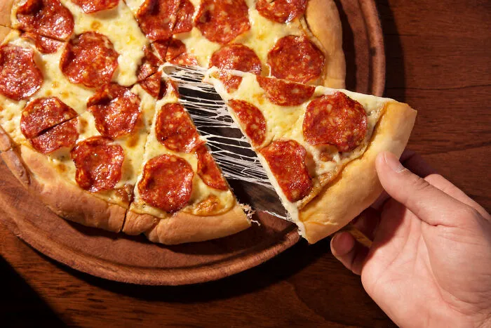 Americans Reveal 30 Things Non-Americans Do That Are Like Breaking Spaghetti In Front Of Italians