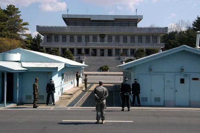 40 Places On Earth That Are So Terrifying, They Make Haunted Houses Look Like Daycare