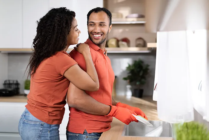 Couples Reveal 45 Weird Things They Do That Keep Their Relationship Strong And Fun