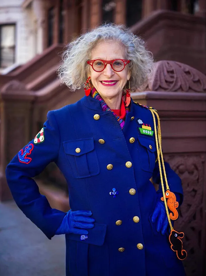 48 Portraits Of Older Women Around The World That Redefine Beauty At Any Age